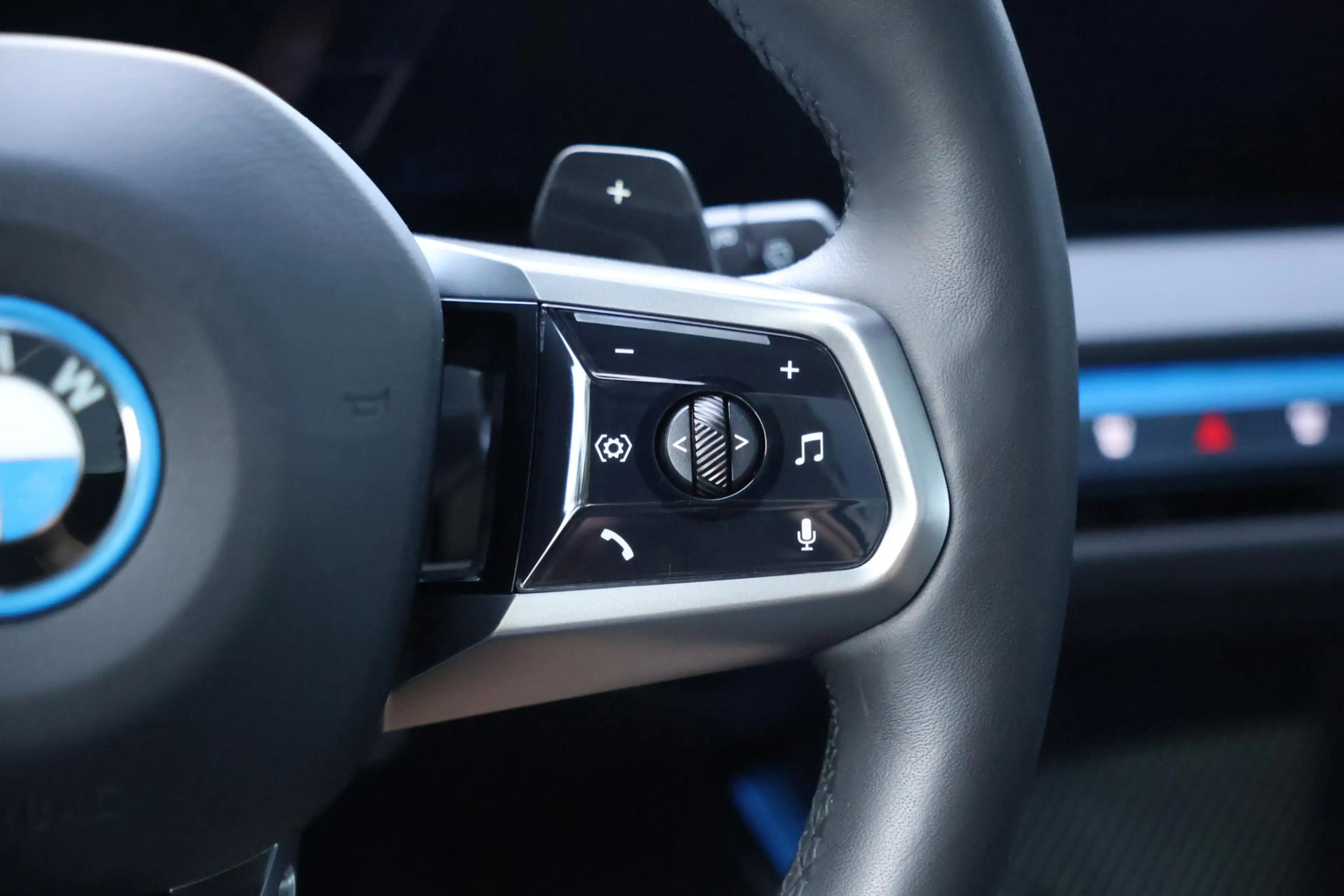 BMW X3 30e xDrive M-Sport | Pano | H&K | HUD | 360 | ACC — photo 17