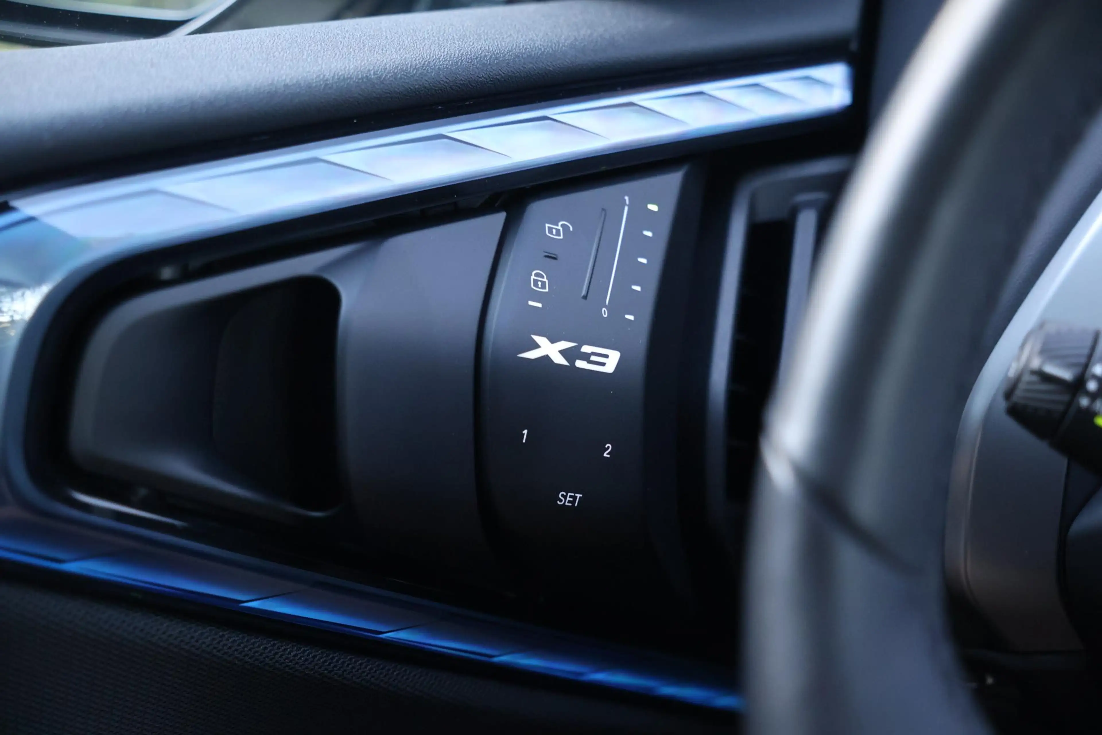 BMW X3 30e xDrive M-Sport | Pano | H&K | HUD | 360 | ACC — photo 30