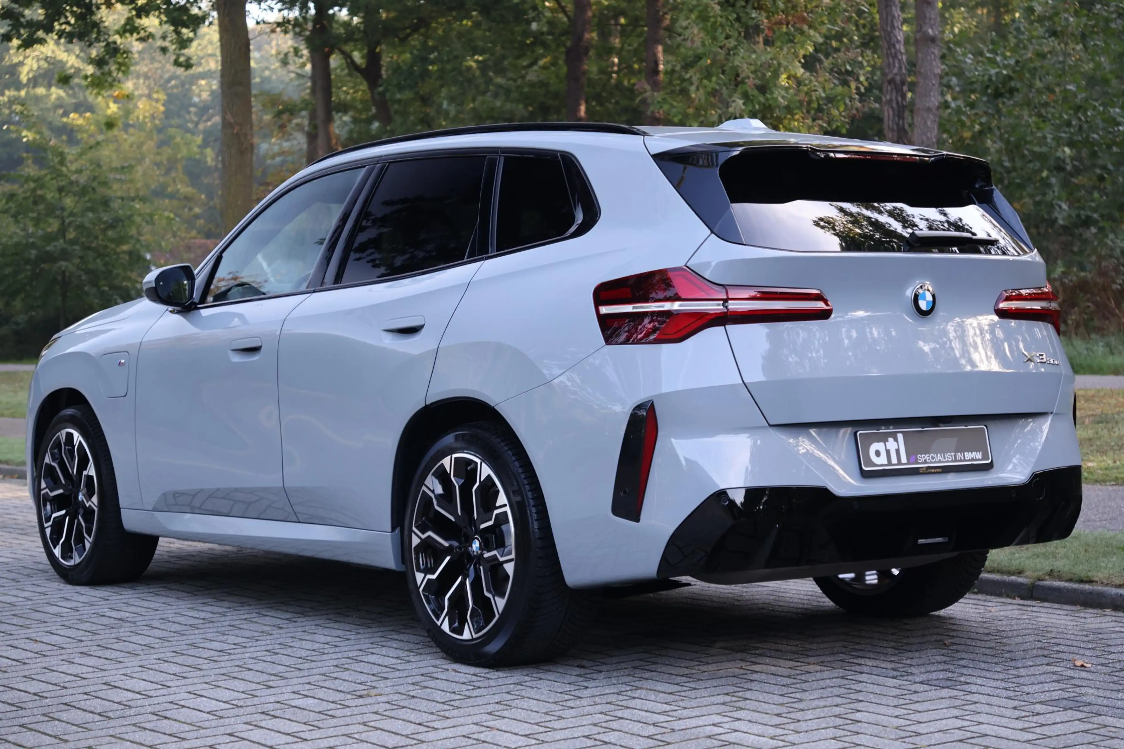 BMW X3 30e xDrive M-Sport | Pano | H&K | HUD | 360 | ACC — photo 3