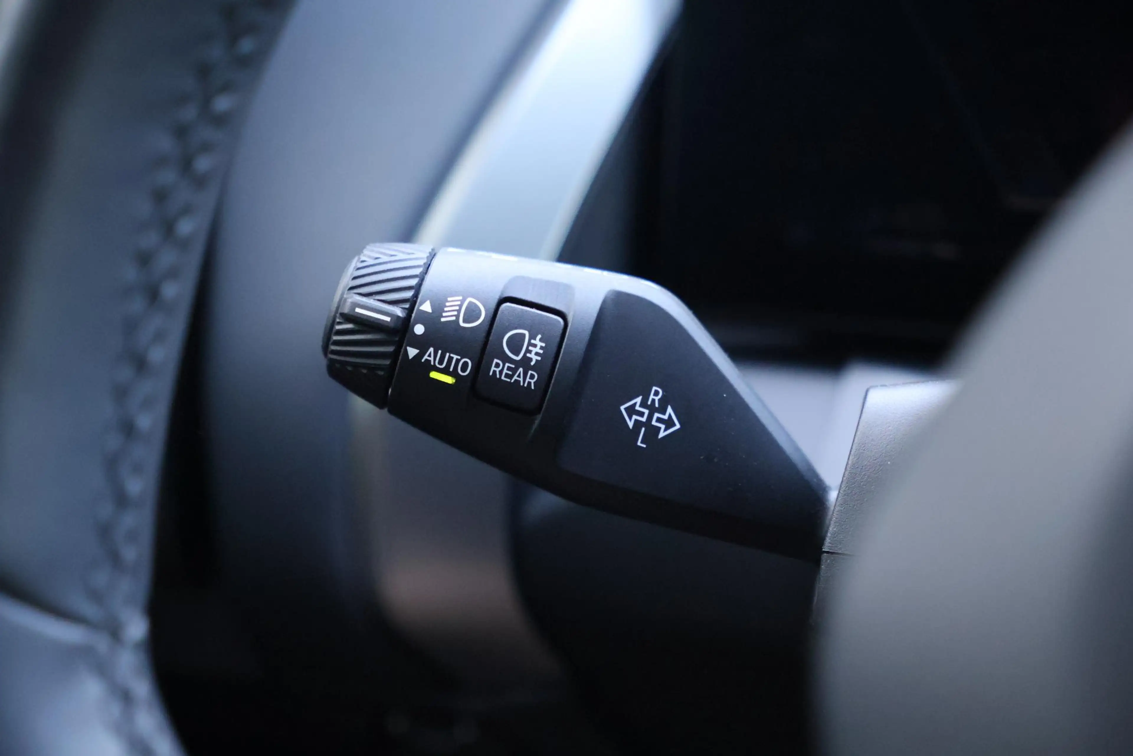 BMW X3 30e xDrive M-Sport | Pano | H&K | HUD | 360 | ACC — photo 29