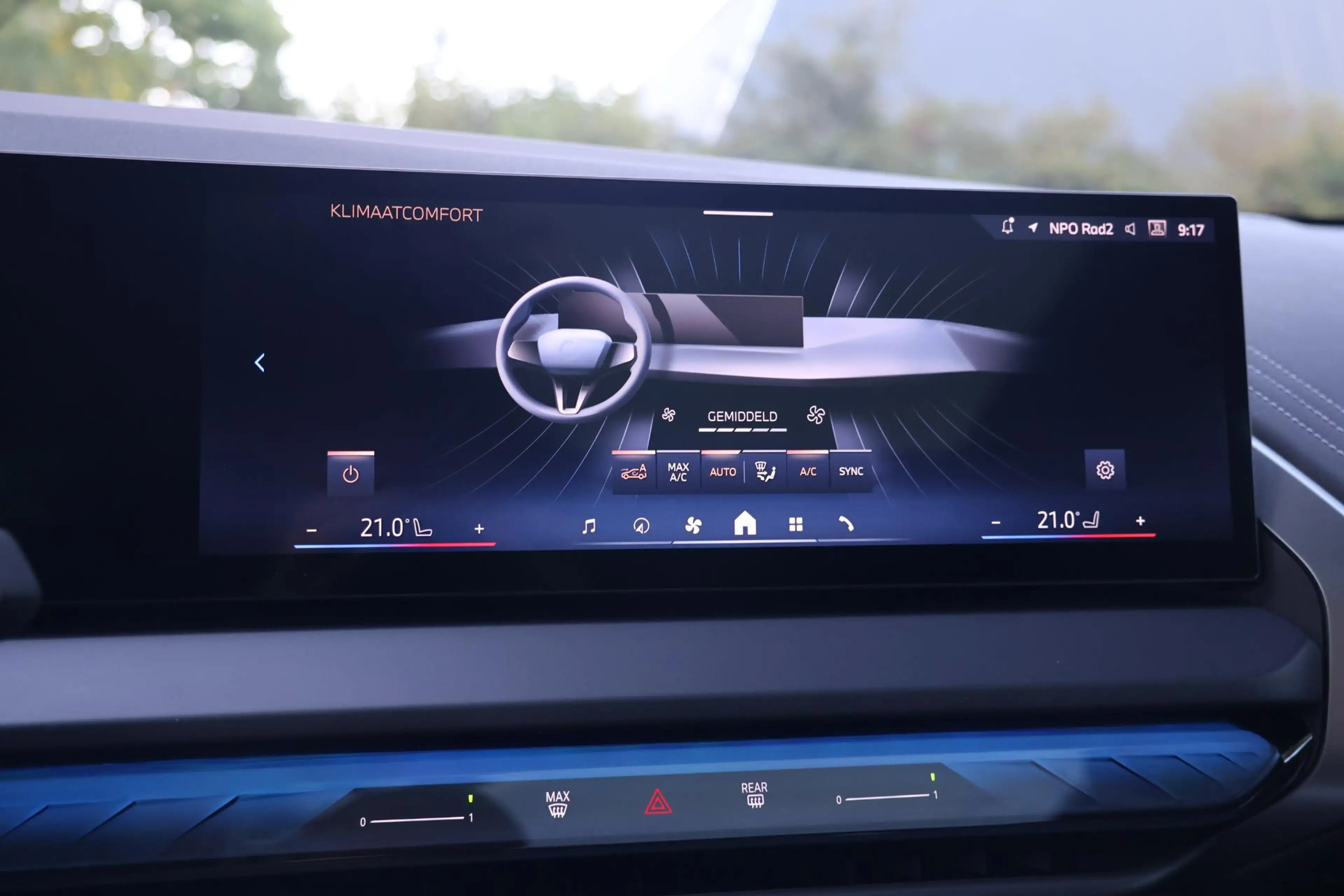 BMW X3 30e xDrive M-Sport | Pano | H&K | HUD | 360 | ACC — photo 45
