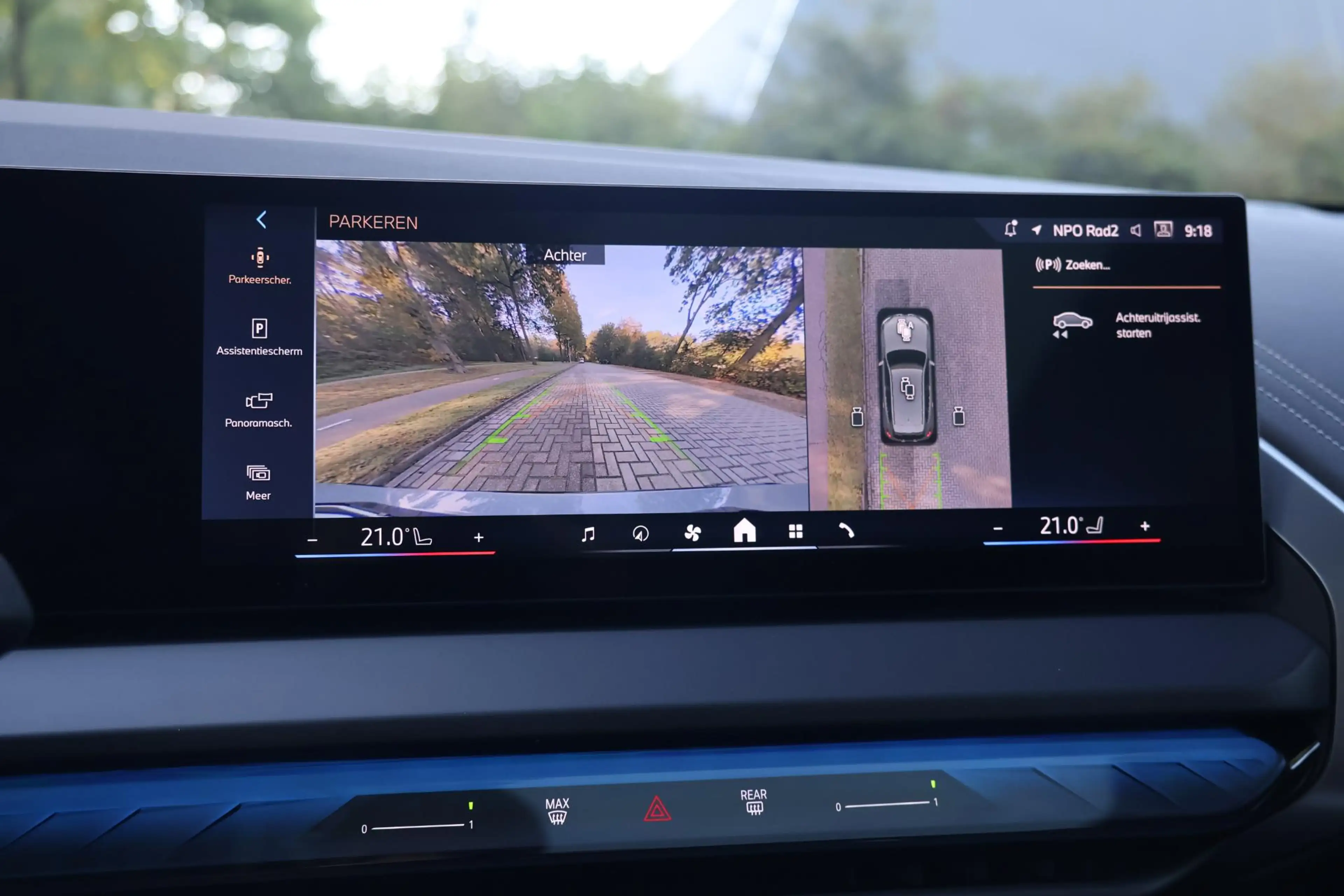 BMW X3 30e xDrive M-Sport | Pano | H&K | HUD | 360 | ACC — photo 50