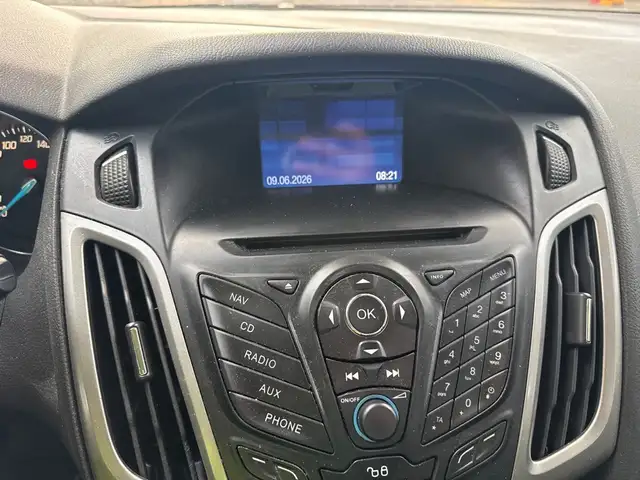 Ford Focus view 10
