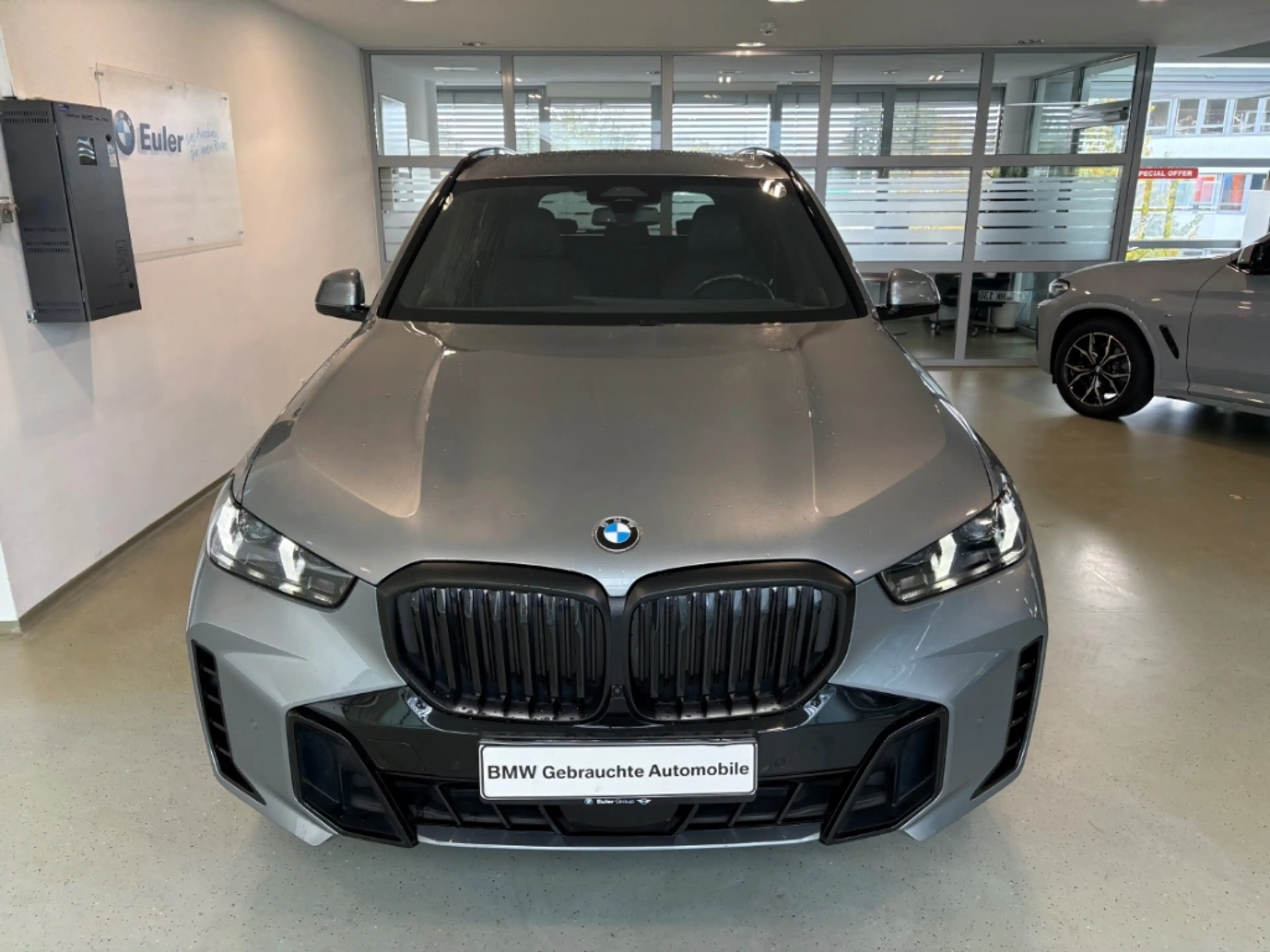 BMW X5 xDrive 30d Sportpaket HUD AD AHK-klappbar Navi Dig — photo 2