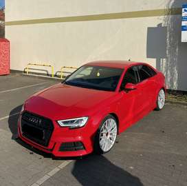 8v 1,5 TFSI S-LINE / 19Zoll RS4 Felgen