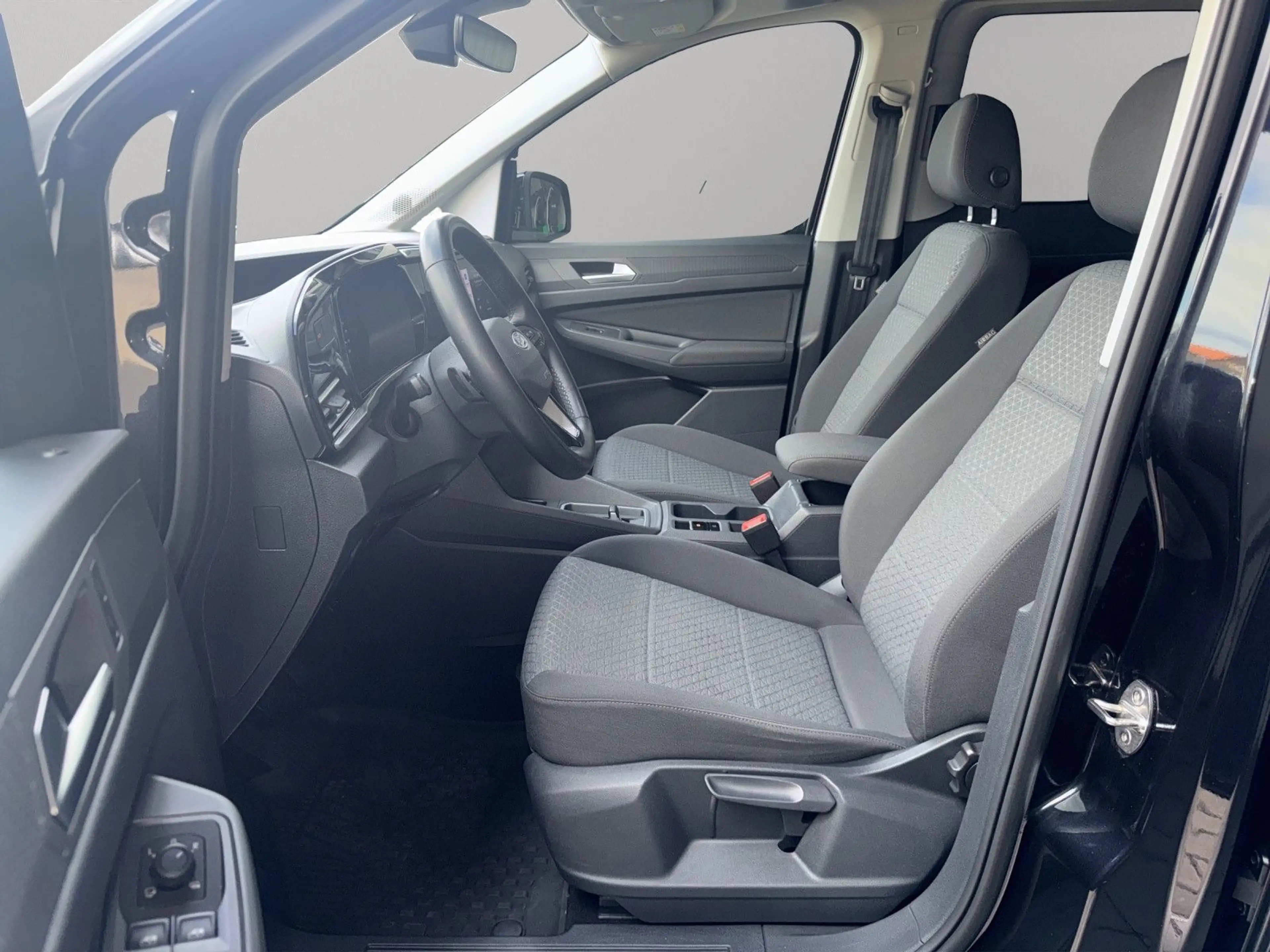 Ford Grand Tourneo Connect Titanium *7 Sitzer*Navi* — photo 9