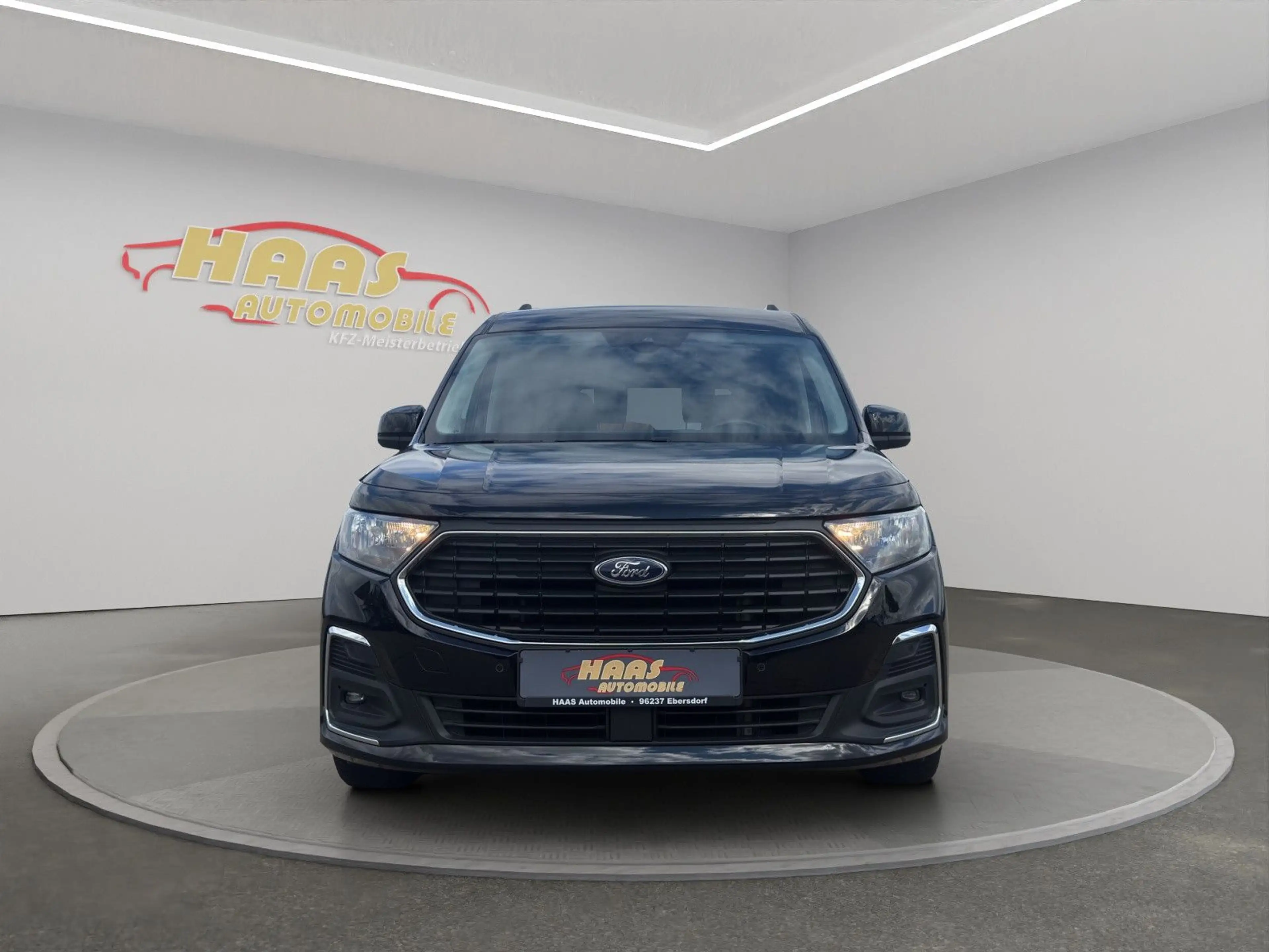Ford Grand Tourneo Connect Titanium *7 Sitzer*Navi* — photo 2