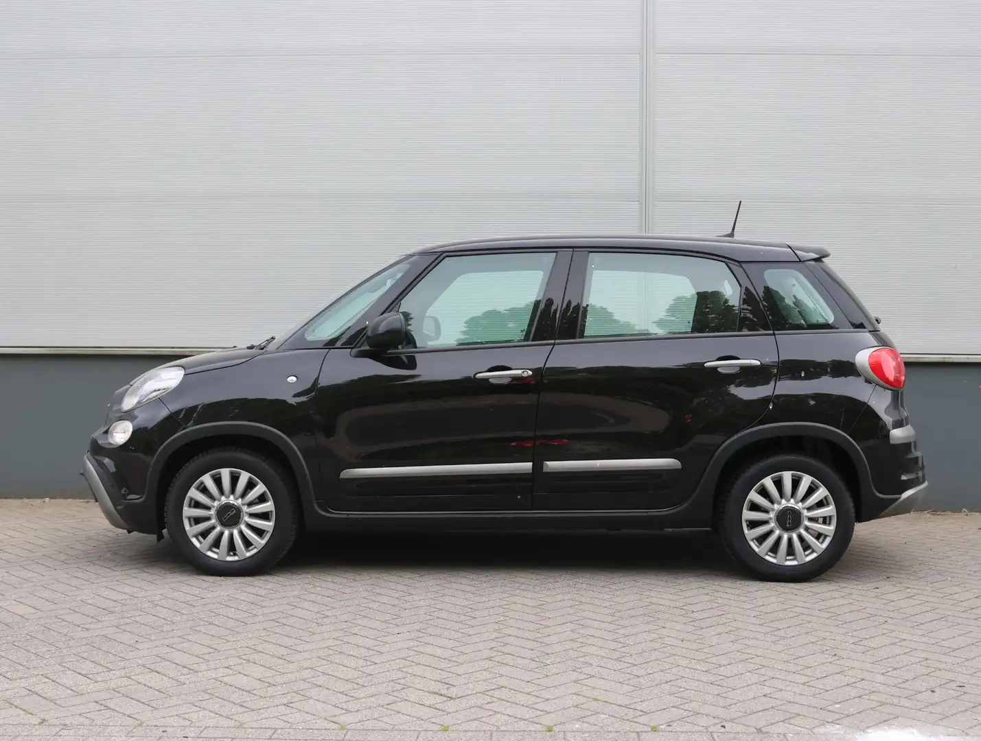 Fiat 500L 105pk TwinAir Cross | Achteruitrijcamera | Navigat Negro - 2