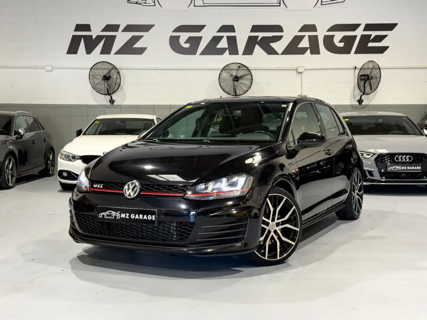 Volkswagen Golf GTI 2.0 TSI 220CV BMT Noir - 1