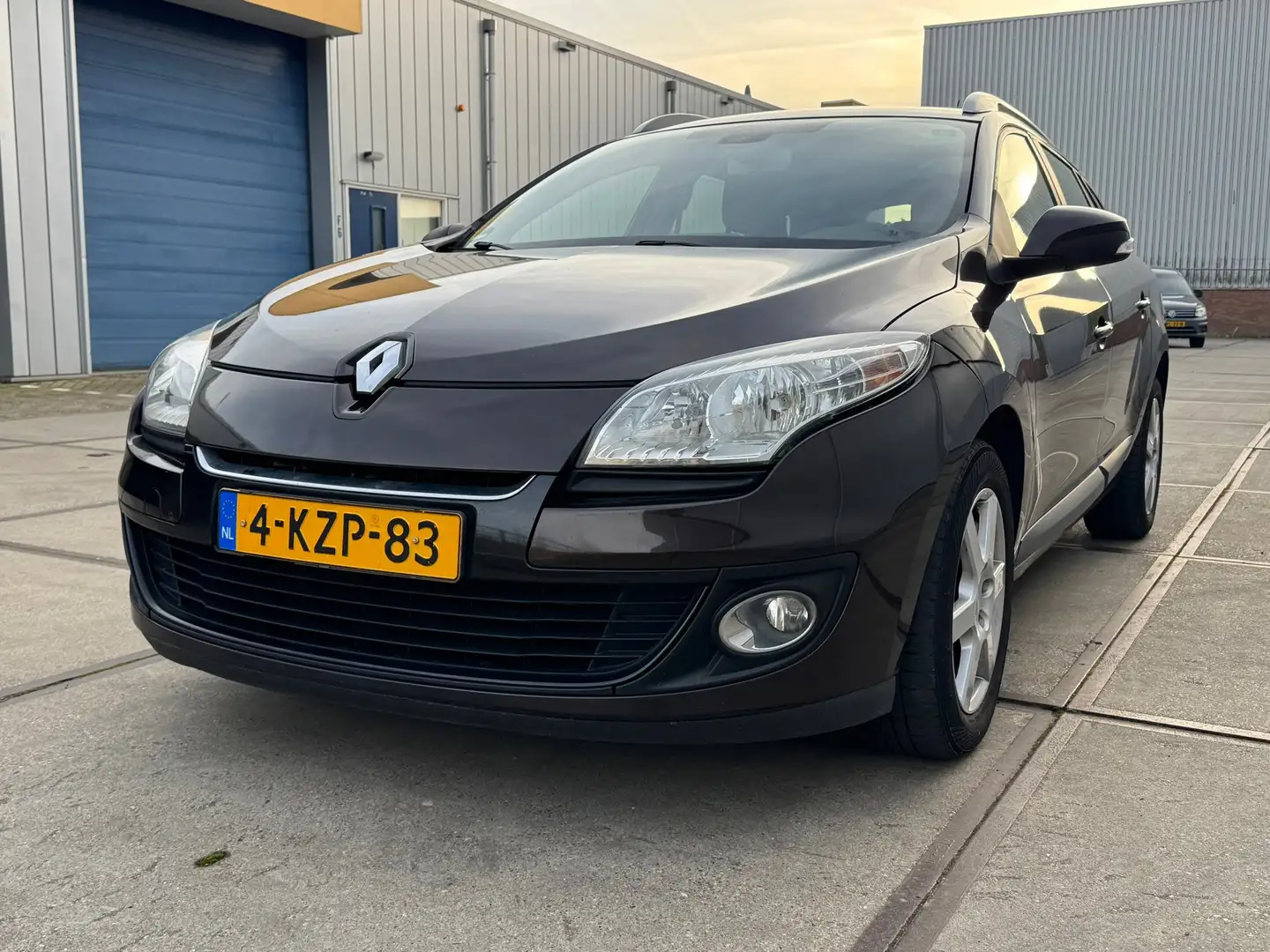 Renault Megane Estate 1.5 dCi Expression Bruin - 1