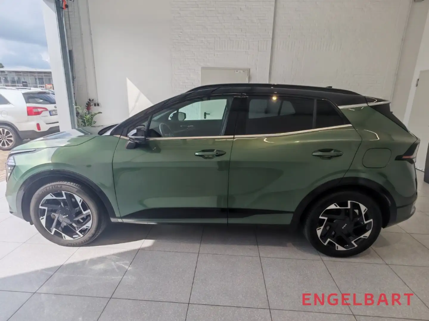 Kia Sportage GT-Line PHEV 4WD 1.6T DriveWise-Park-Plus Schiebed Groen - 2