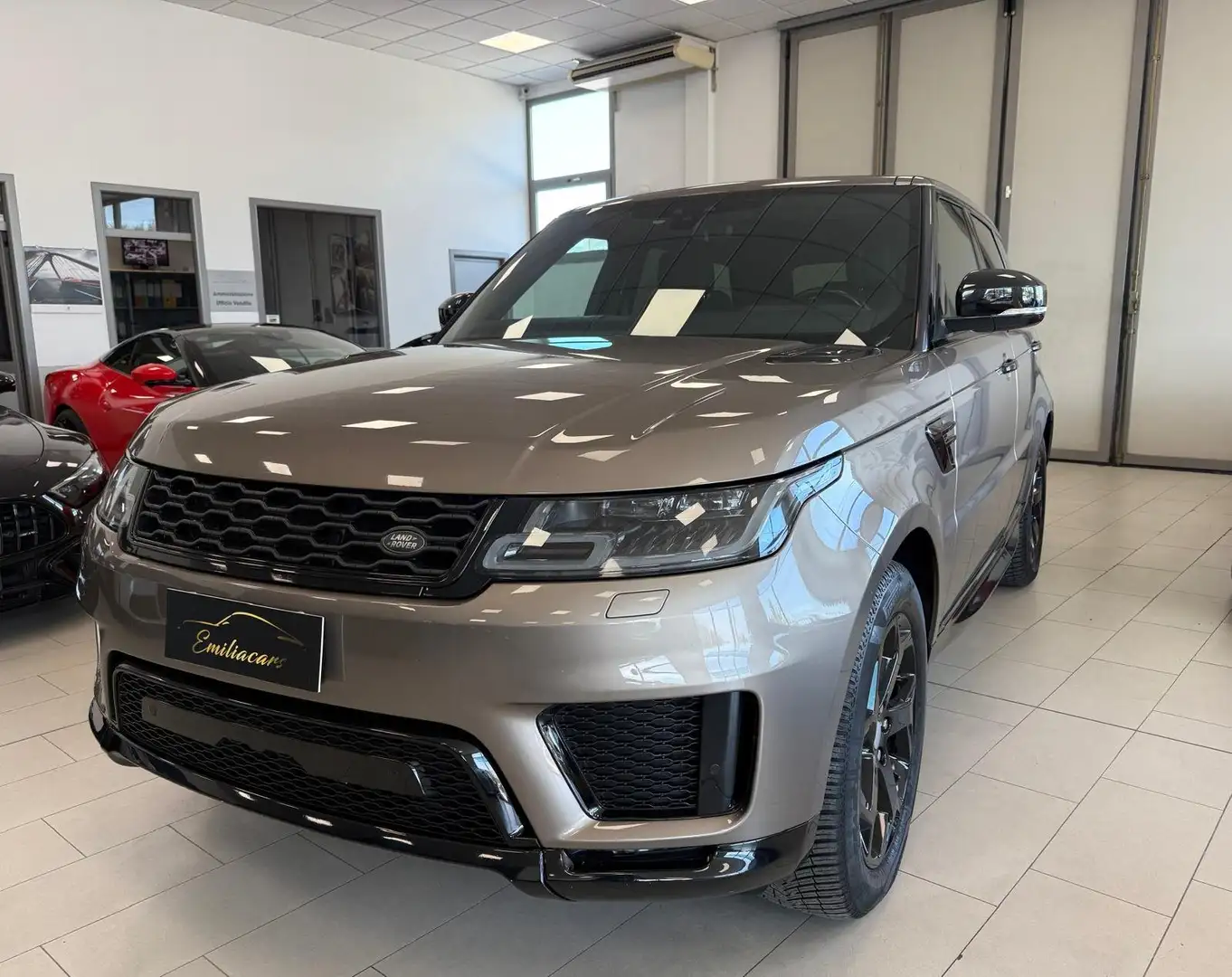 Land Rover Range Rover Sport Range Rover Sport 3.0 tdV6 HSE Dinamyc Restyling Gris - 1