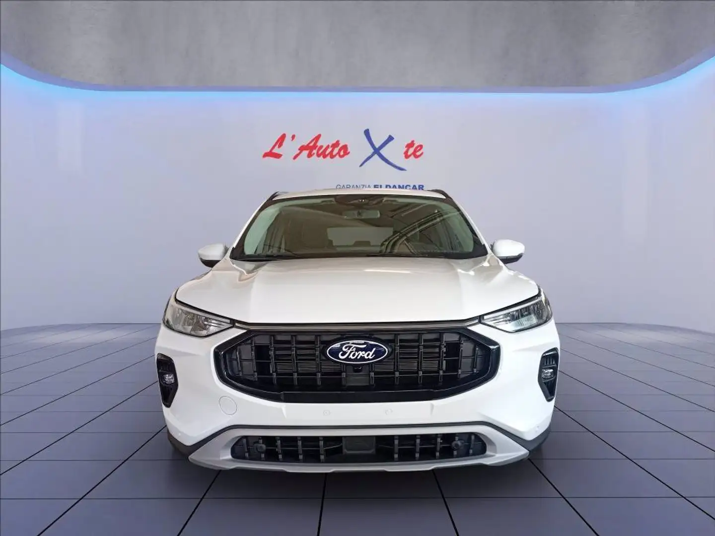 Ford Kuga 2.5 full hybrid Active 2wd 180cv auto Bianco - 2