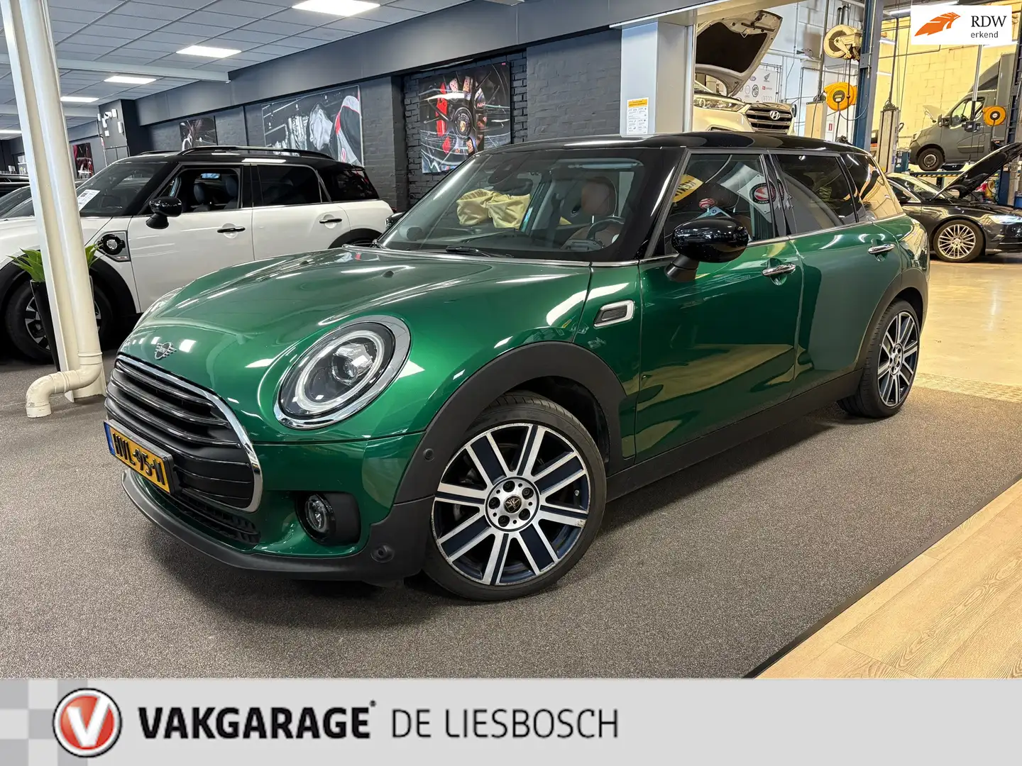 MINI Cooper Clubman Mini 1.5 Chili / Panorama-dak / Harman-Kardon / Le Groen - 1