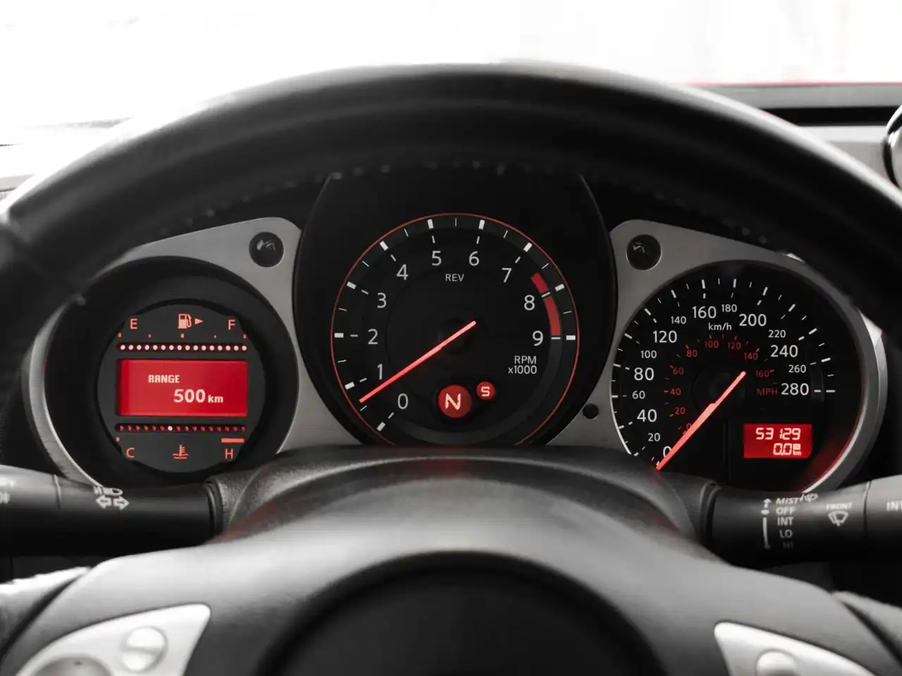 Nissan 370Z снимка Nissan 370Z