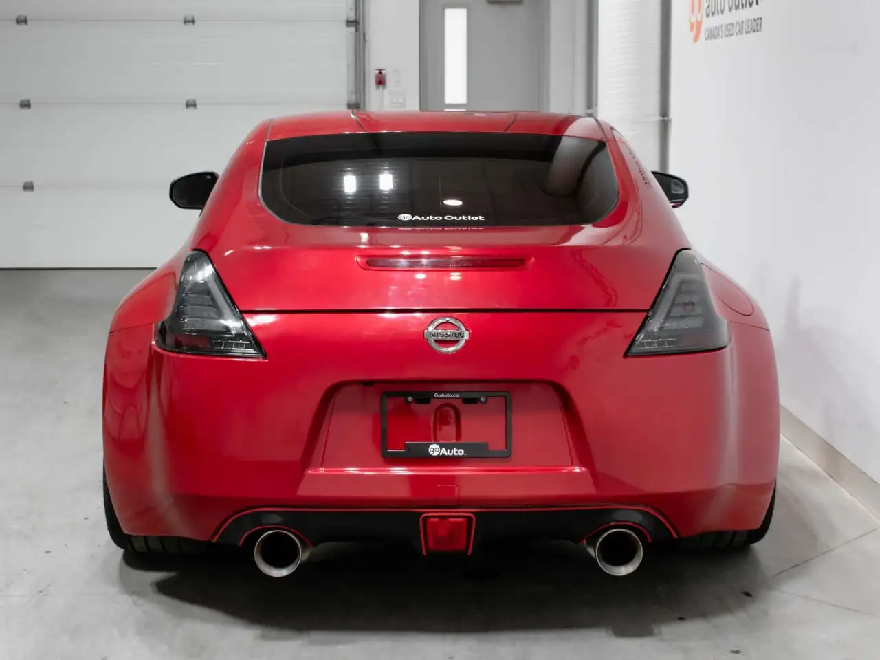 Nissan 370Z снимка Nissan 370Z