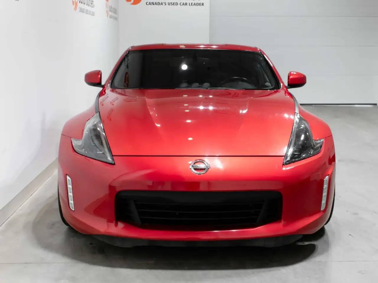 Nissan 370Z снимка Nissan 370Z