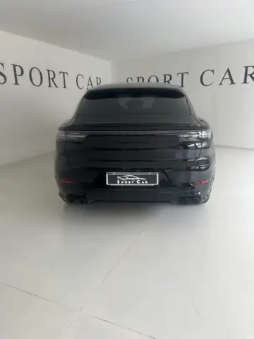 Porsche Cayenne view 5