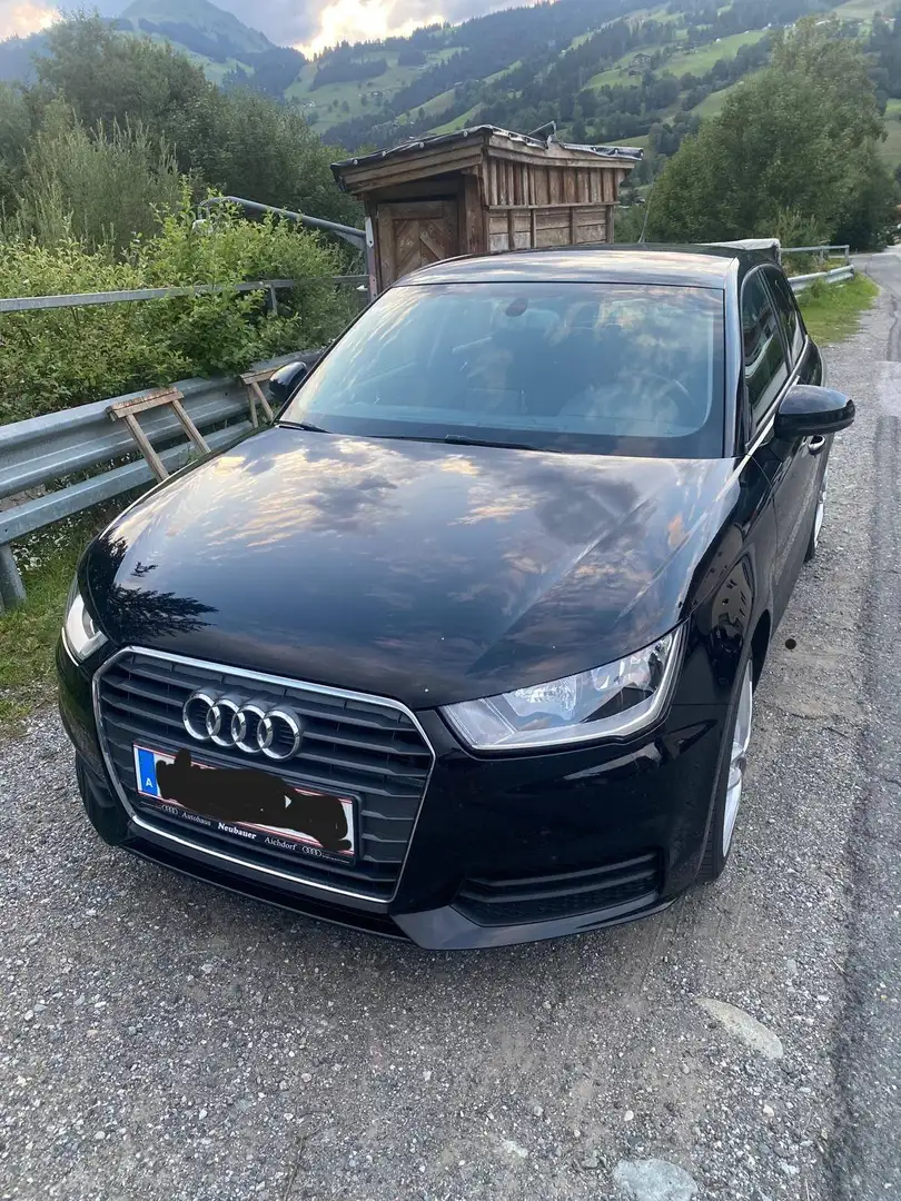 Audi A1 A1 SB 1,0 TFSI Schwarz - 1