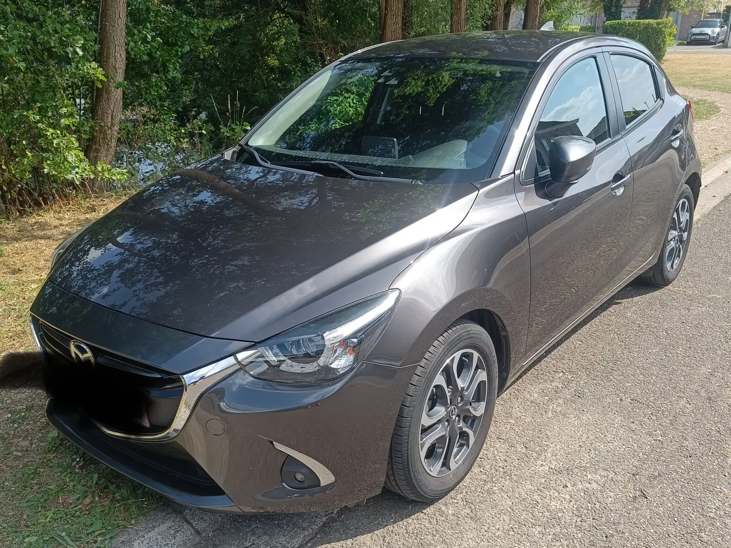 Mazda 2 Mazda 2 5DR hatch 1.5 Skyactiv-G 90hp play edition Gri - 1