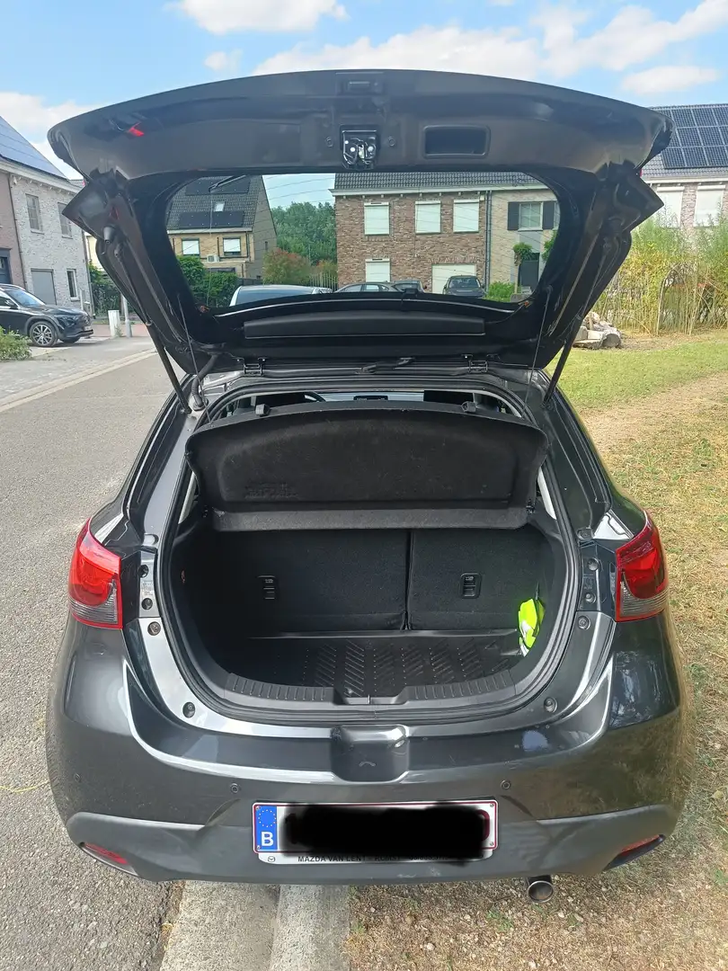 Mazda 2 Mazda 2 5DR hatch 1.5 Skyactiv-G 90hp play edition Gri - 2