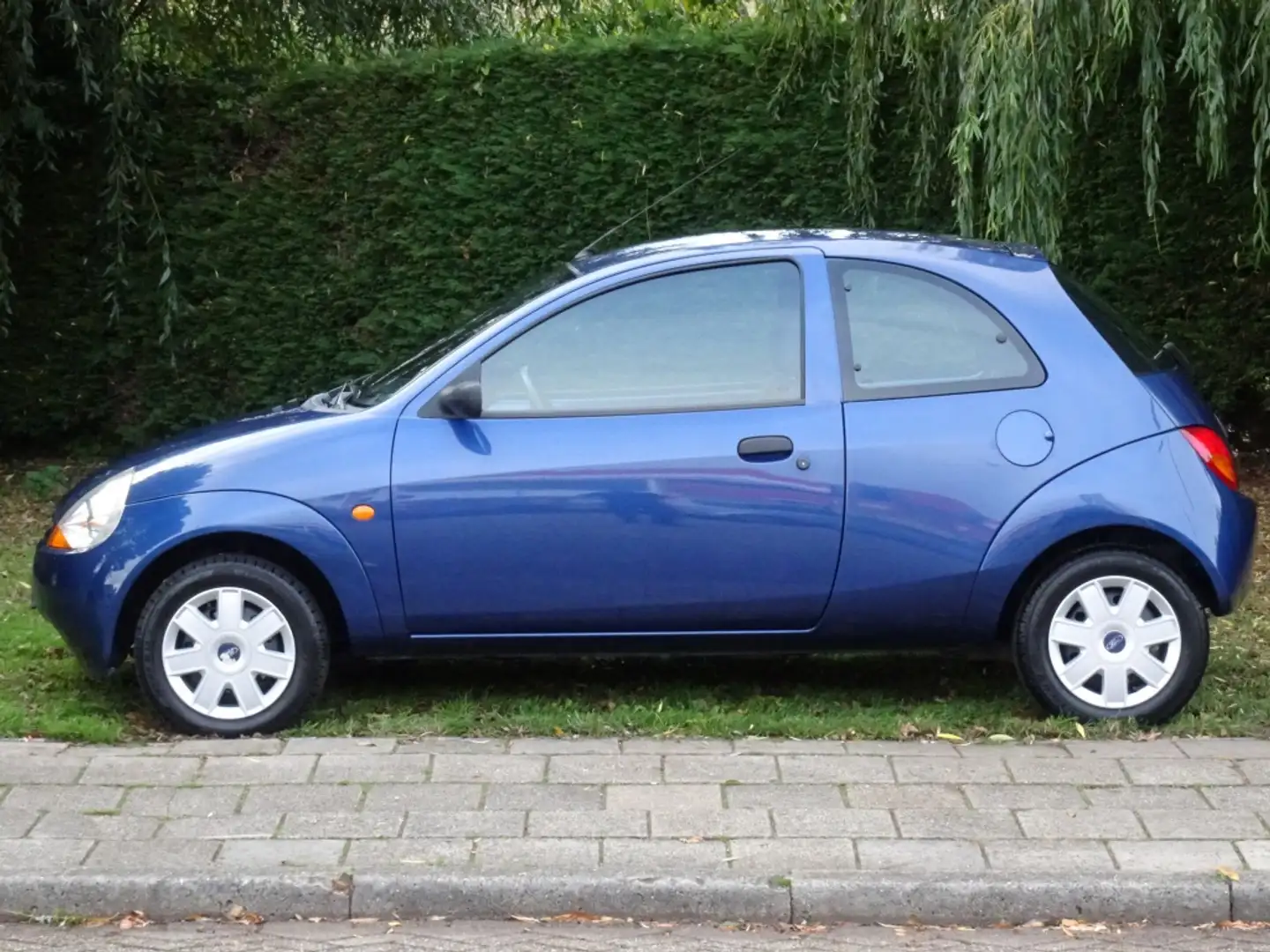Ford Ka/Ka+ 1.3 Futura met Radio en Airco Blauw - 2