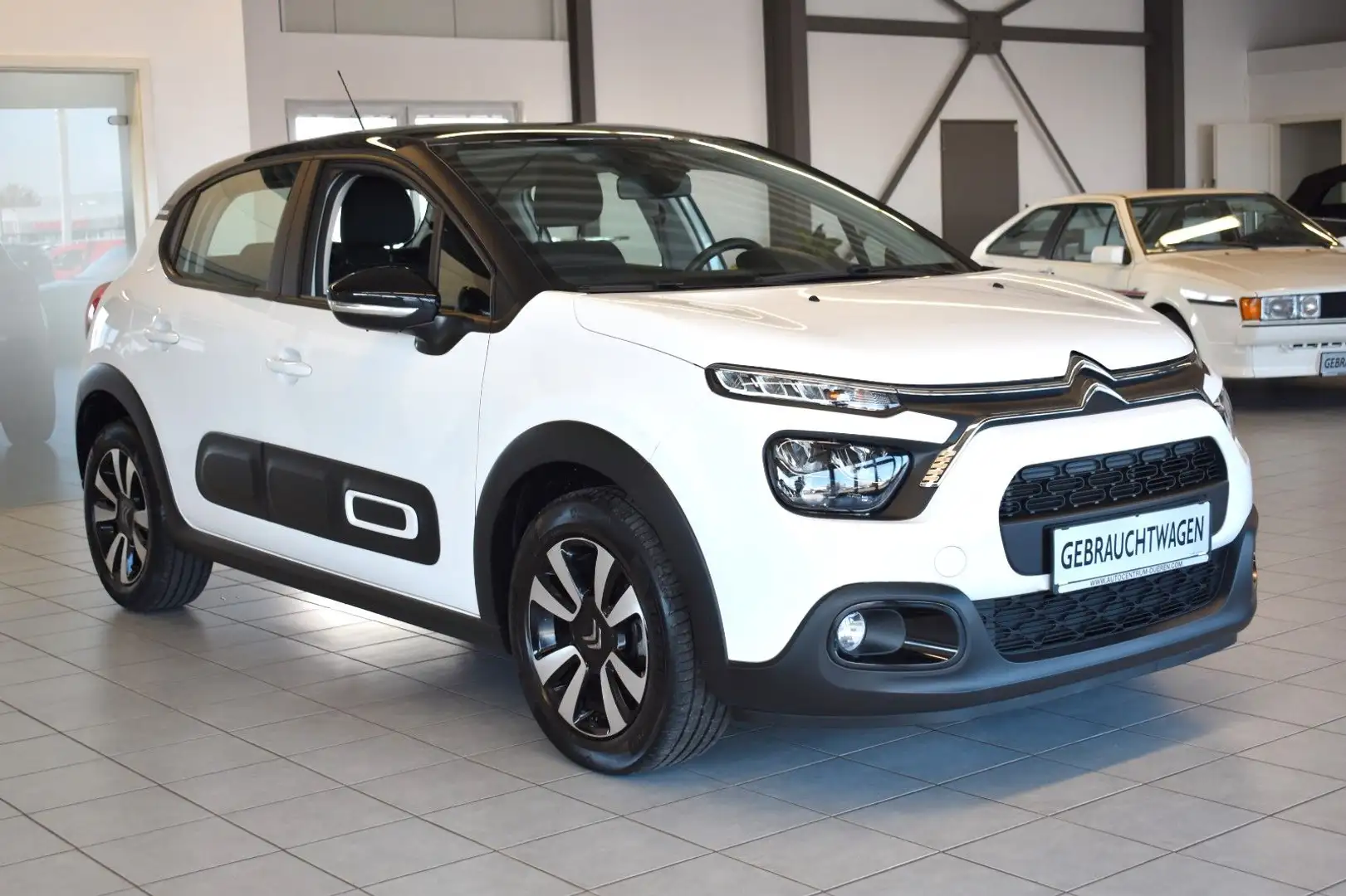 Citroen C3 Shine/STYLE-P./NAVI/TEMP./KLIMAAUT/PDC/BLUET. Blanc - 1