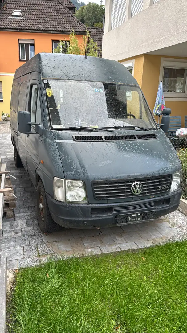 Volkswagen LT - 1