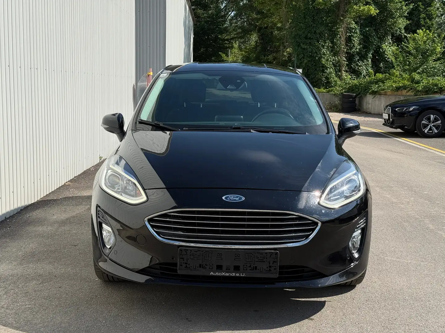 Ford Fiesta Titanium*RFK*Sitzhzg*Navi* Schwarz - 2