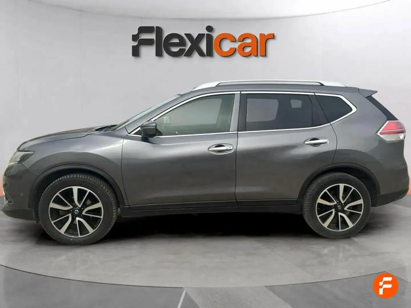 Nissan X-Trail 1.6 dCi Tekna 4x2 XTronic Gris - 2