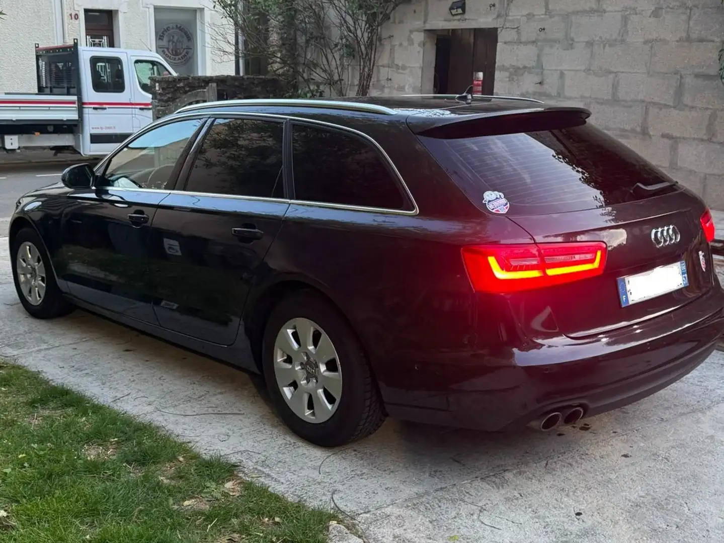 Audi A6 A6 Avant 2.0 TDI DPF 177CH Noir - 2