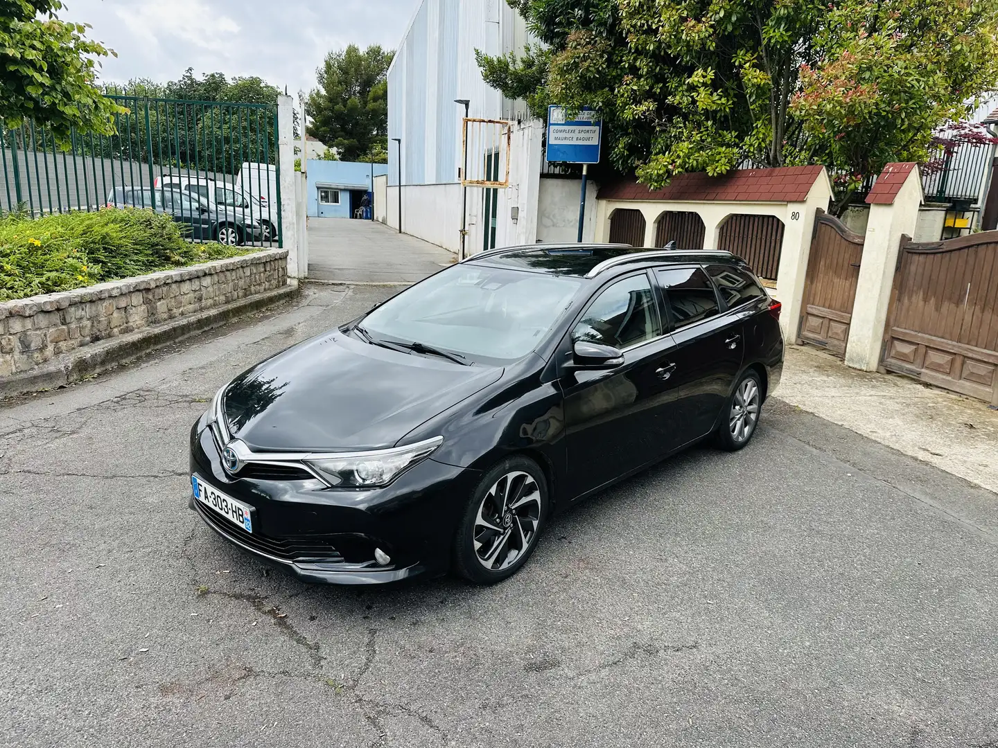 Toyota Auris Hybride 136ch Tendance Business - 1