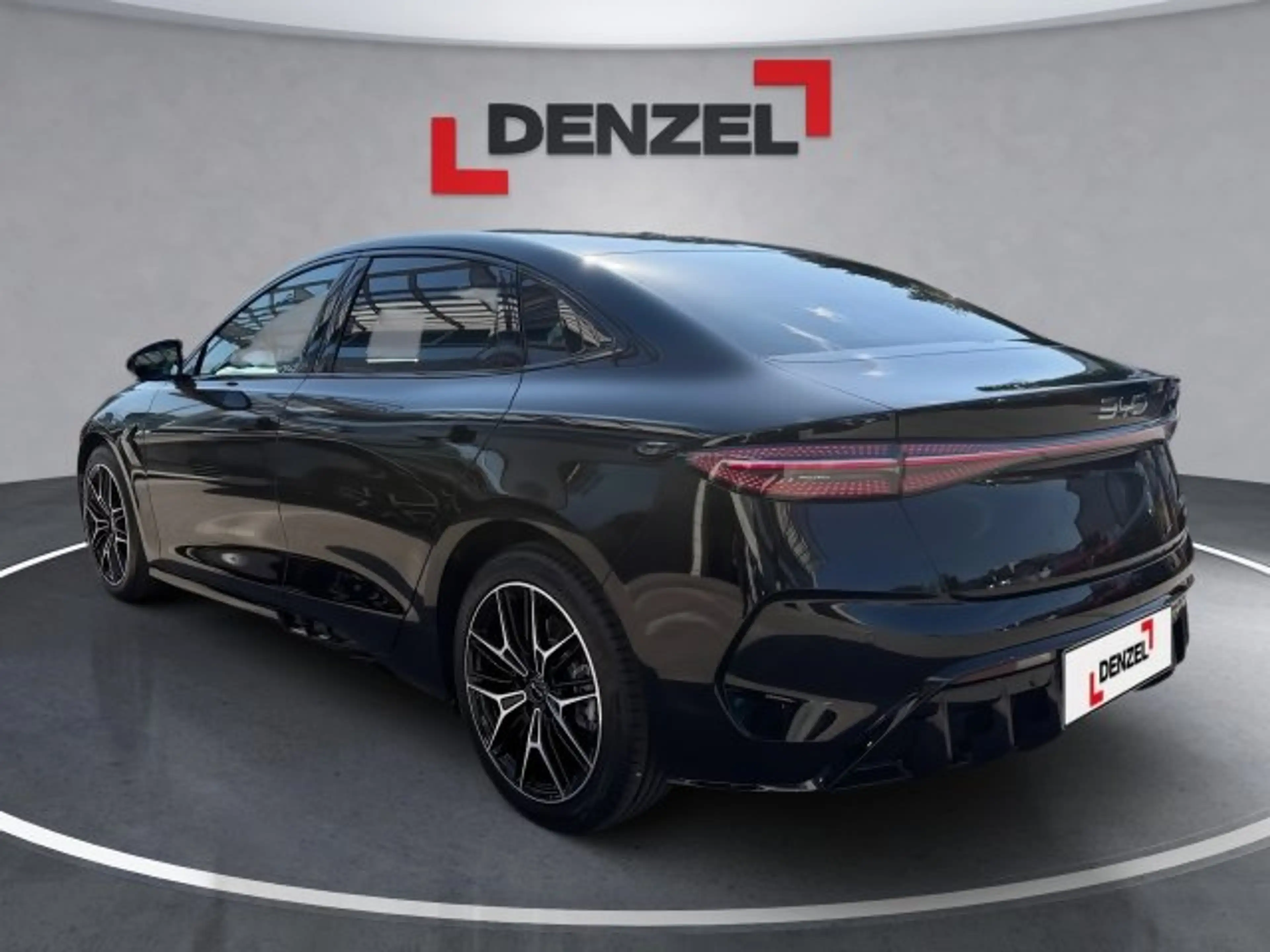 BYD Seal Excellence AWD — photo 3