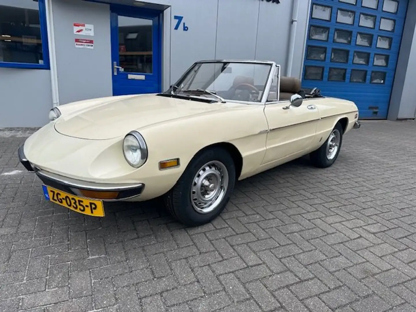 Alfa Romeo Spider 2.0 Wit - 1
