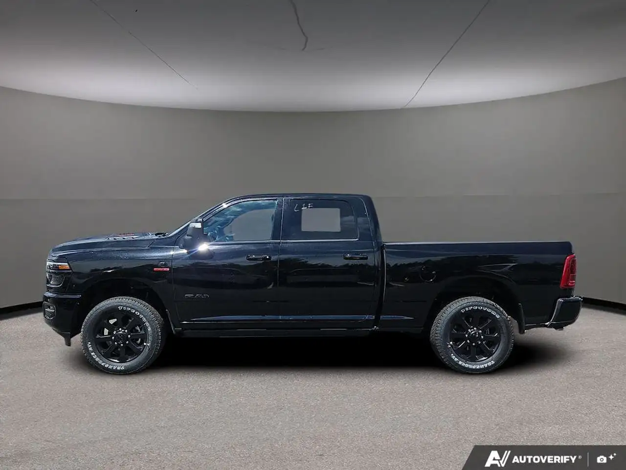 RAM 3500 снимка RAM 3500