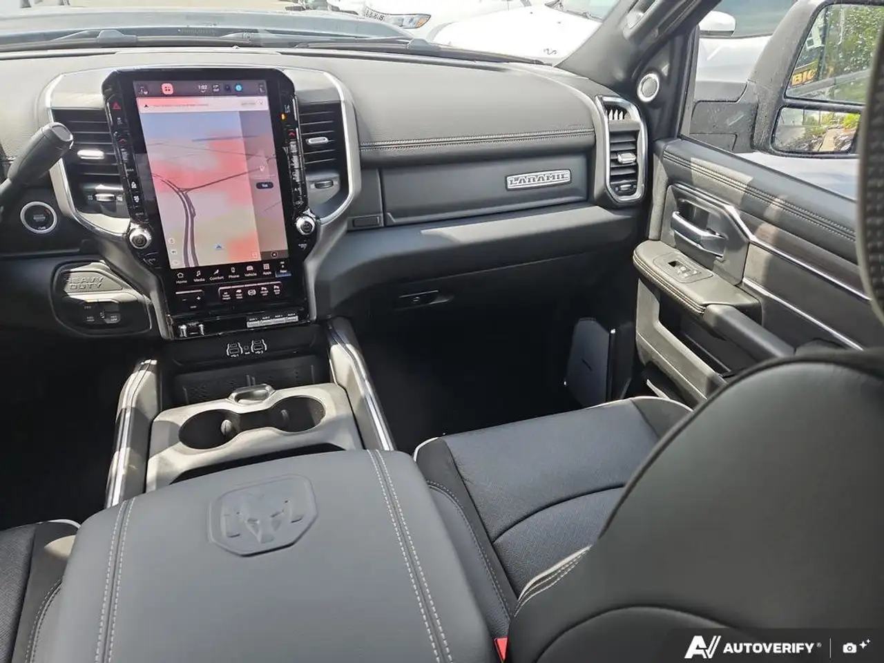 RAM 3500 снимка RAM 3500