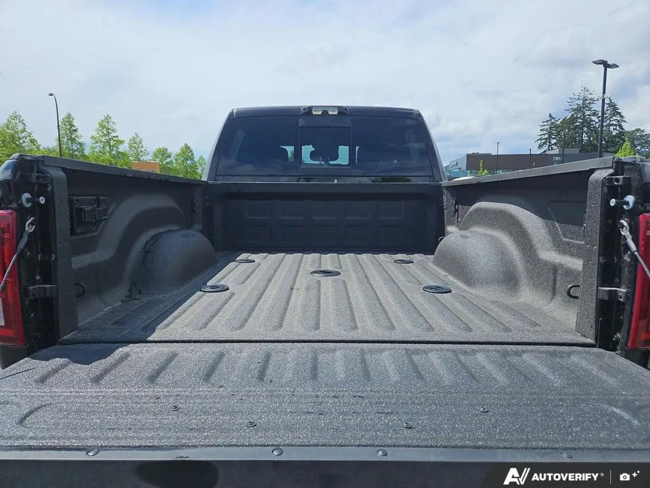 RAM 3500 снимка RAM 3500