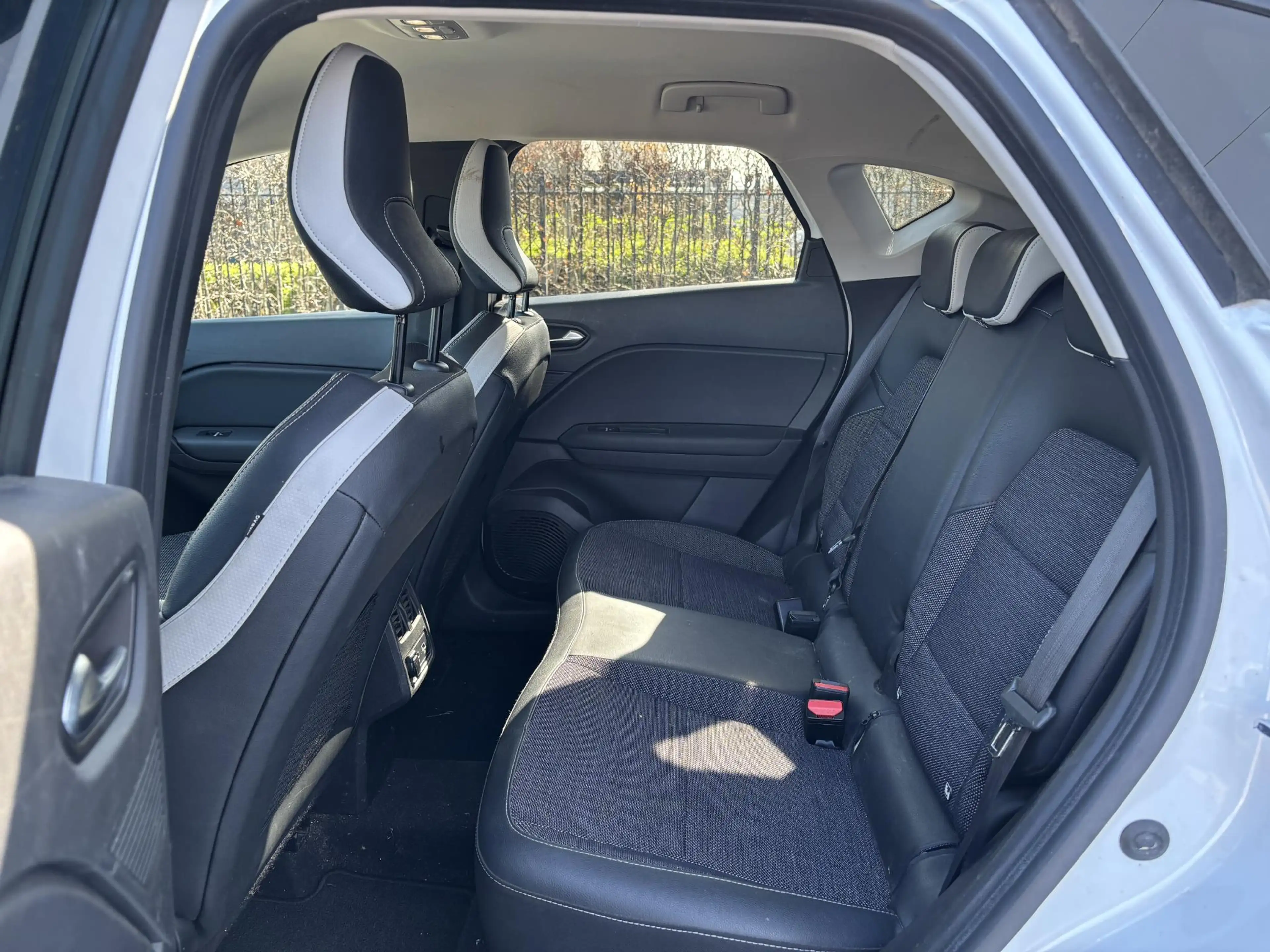 Renault Captur 1.0 TCe 100 Bi-Fuel Intens | 1e Eig | LPG | Climat — photo 8