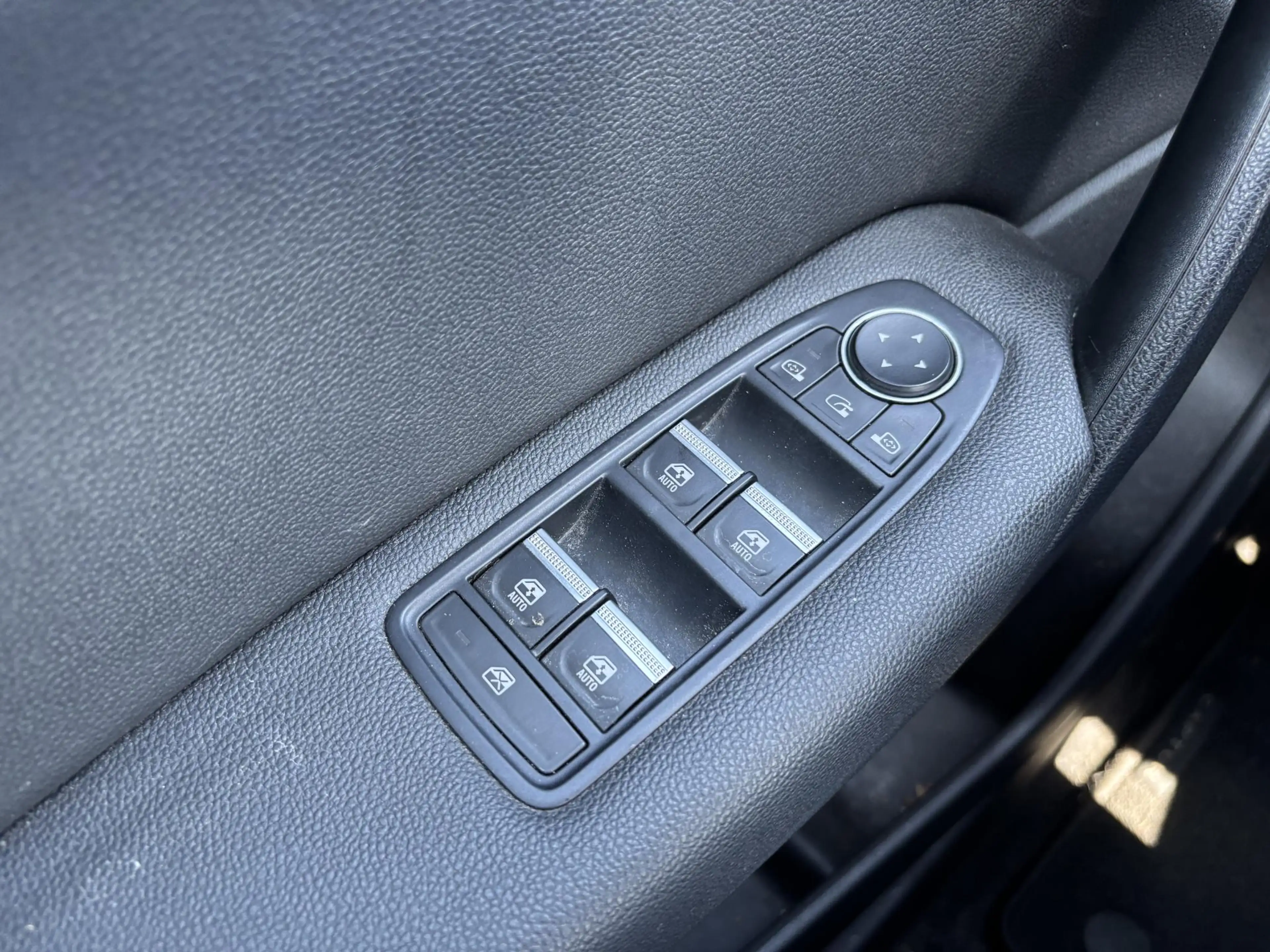 Renault Captur 1.0 TCe 100 Bi-Fuel Intens | 1e Eig | LPG | Climat — photo 25
