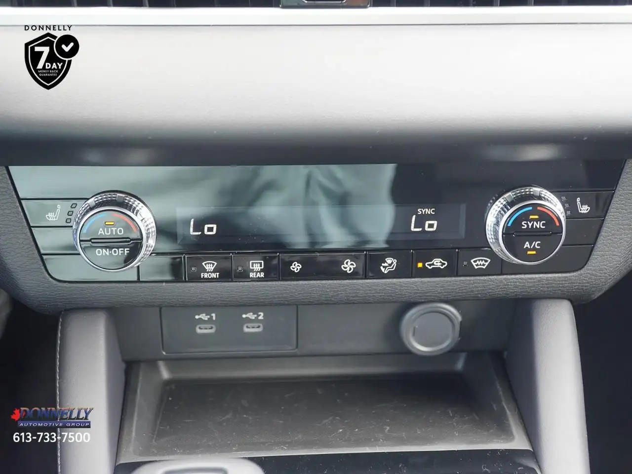 Mitsubishi Outlander снимка Mitsubishi Outlander