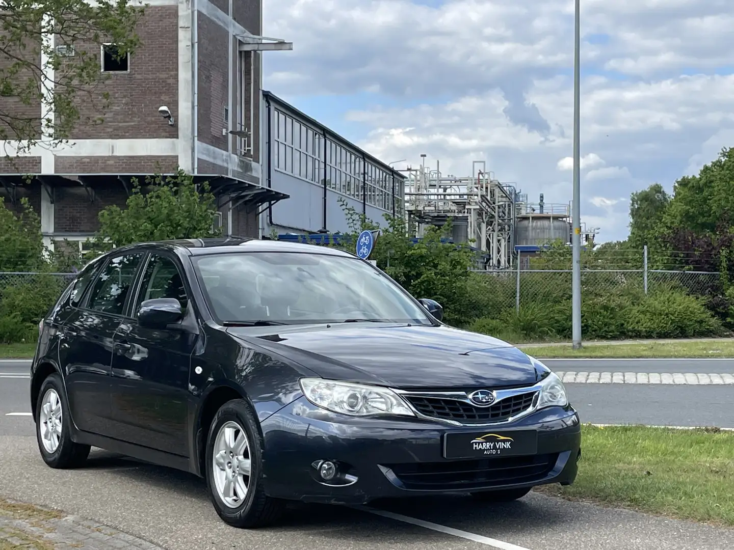 Subaru Impreza 1.5R Luxury AWD Grijs - 1