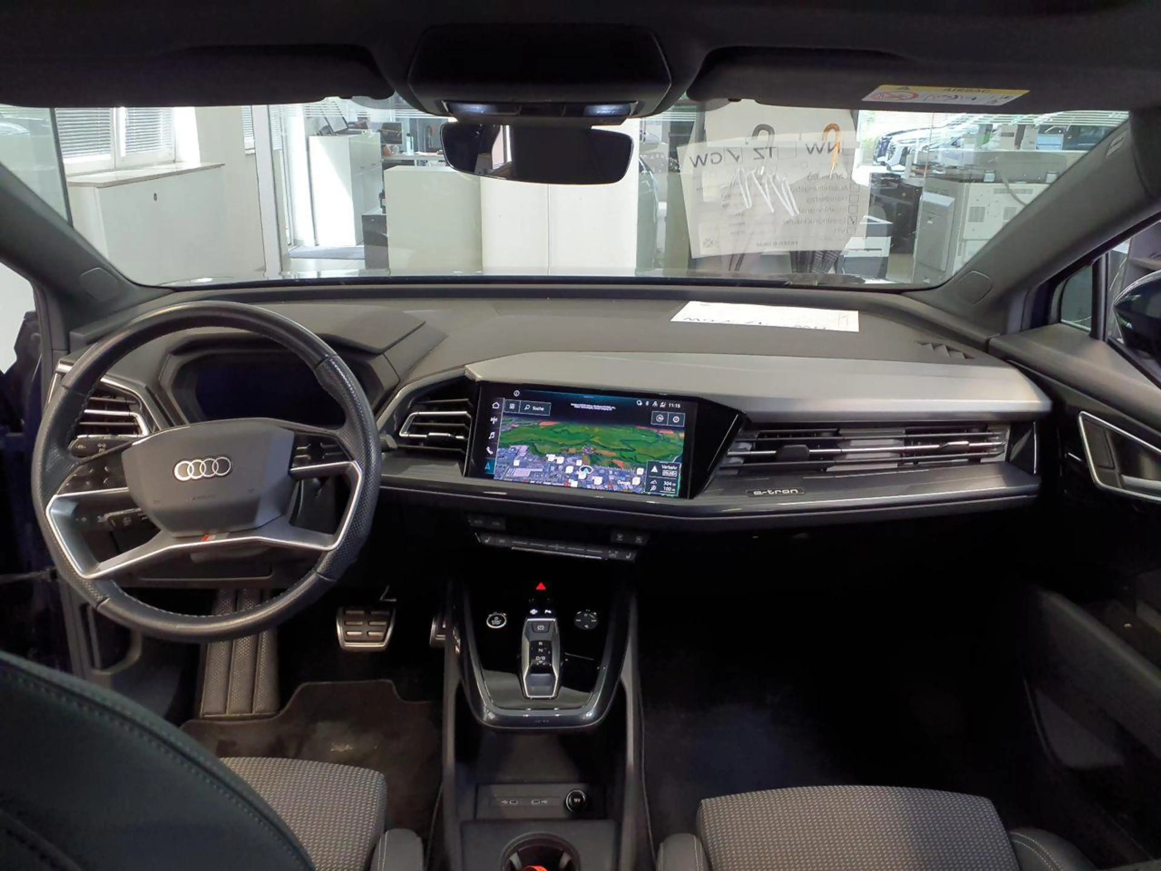 Audi Q4 e-tron Sportback e-tron S line 50 AHK Pano Keyless — photo 8