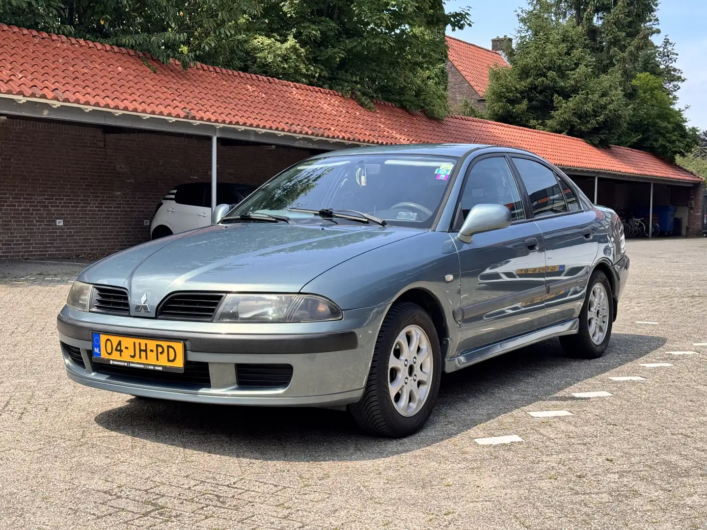 Mitsubishi Carisma 1.6 Comfort Drive | Nieuwe APK | Airco Zielony - 1