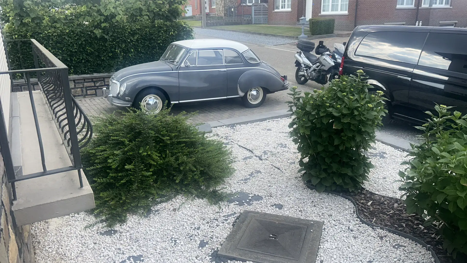 Audi - 1