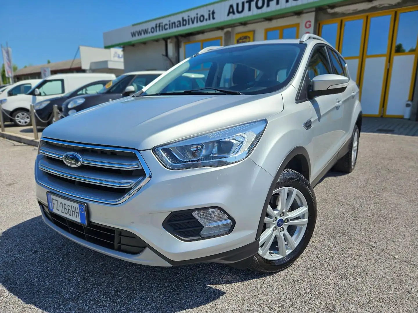 Ford Kuga 2.0 TDCI 120 CV S&S 2WD Powershift Business Argent - 2