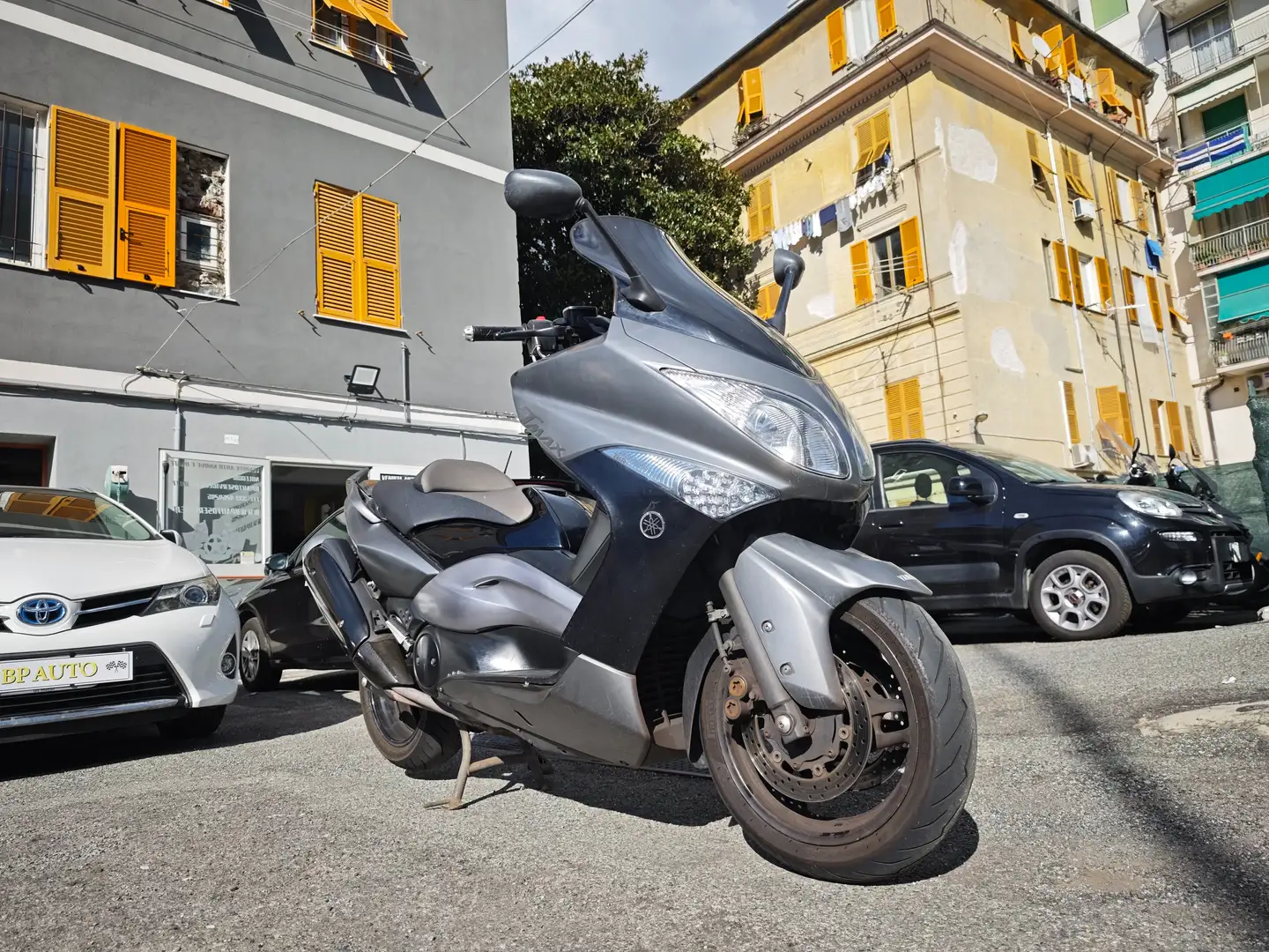 Yamaha TMAX 500 Grigio - 1