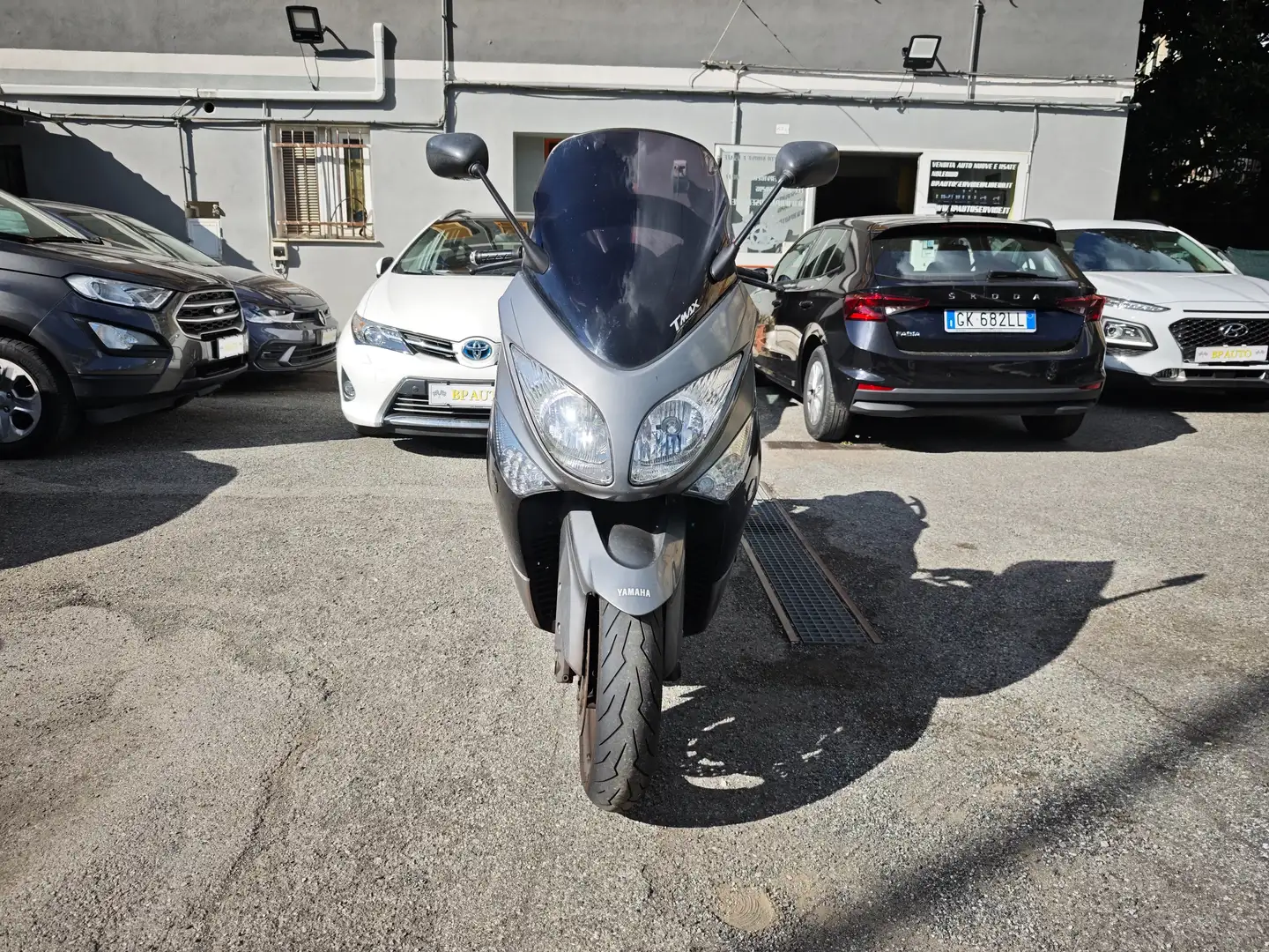 Yamaha TMAX 500 Grigio - 2