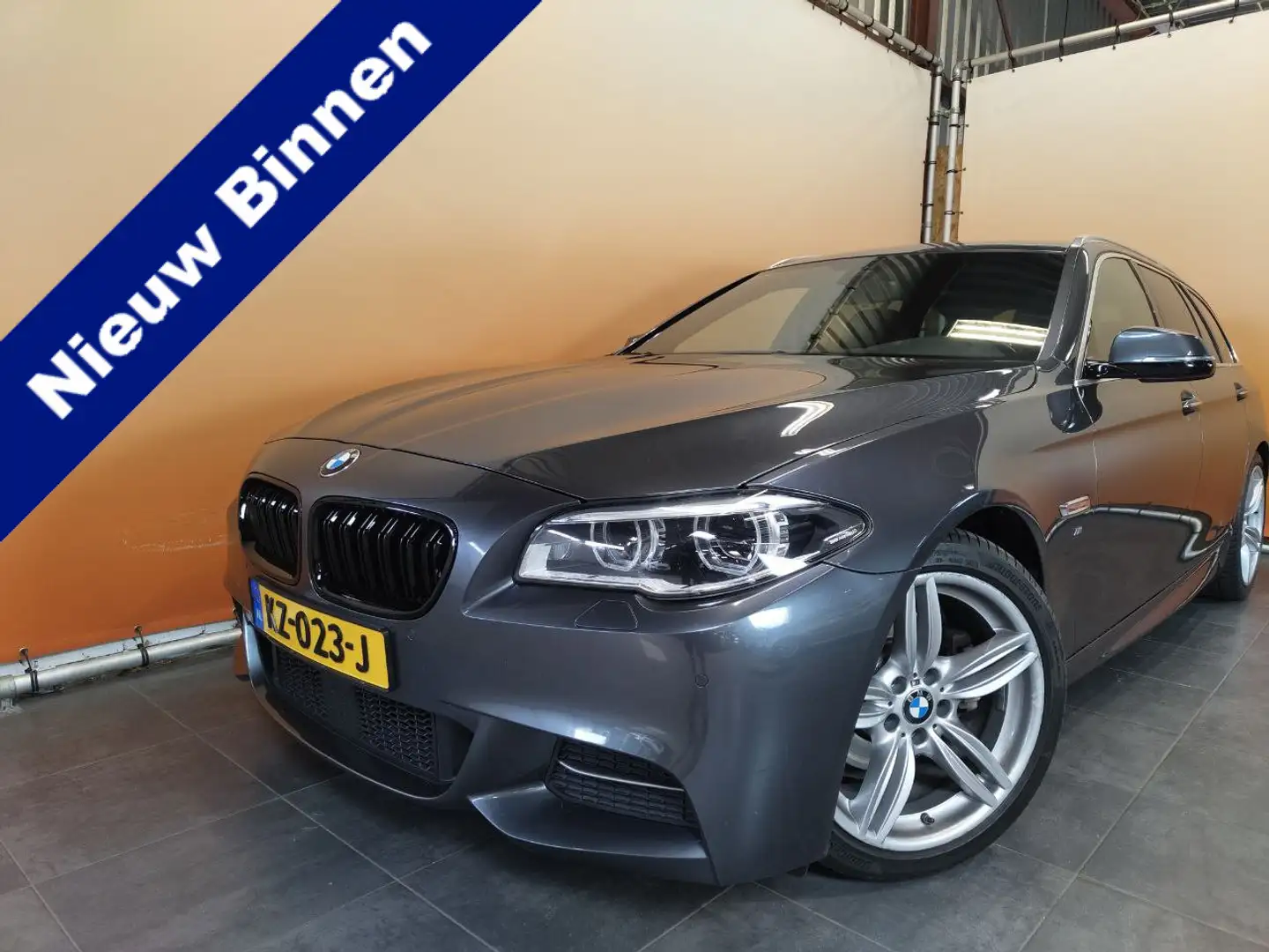 BMW 520 5-serie Touring 520d M Sport Edition standkachel | Gris - 1