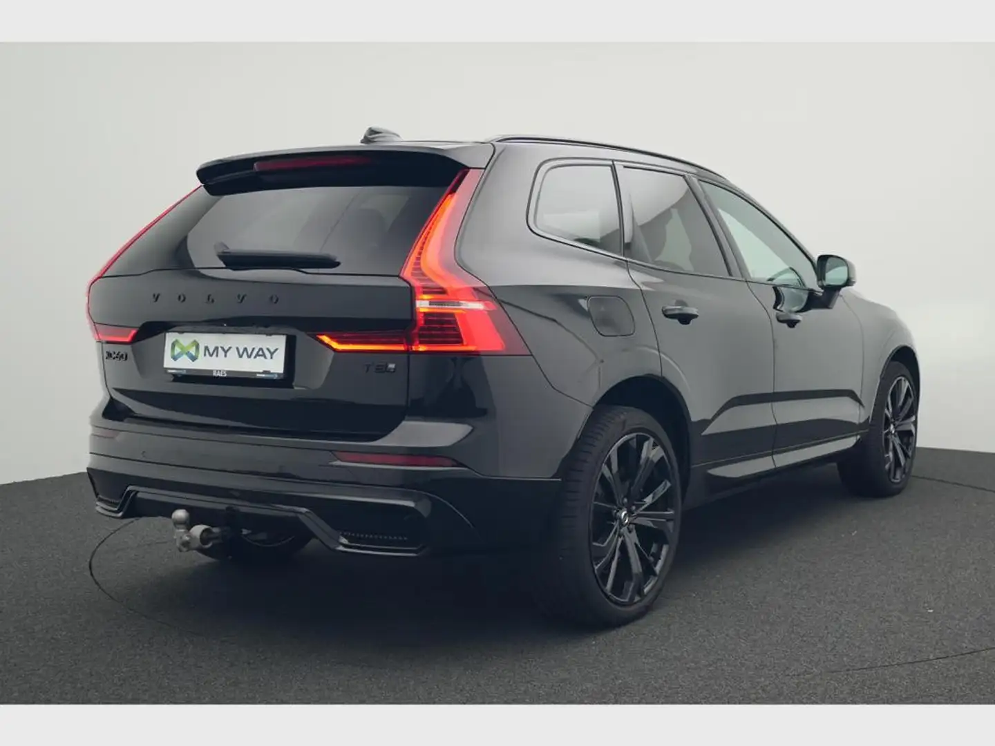 Volvo XC60 T8 AWD Plug-in Hybrid Plus Black Edition 455PK - 2