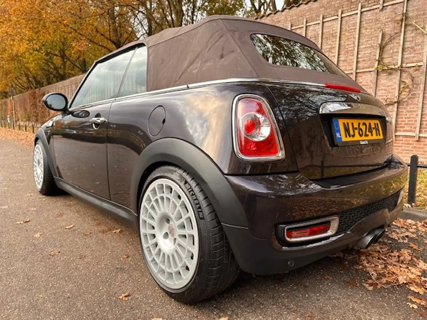 MINI Cooper S Cabrio 1.6 Cooper S Chili | AST onderstel | Modified Car Brun - 2
